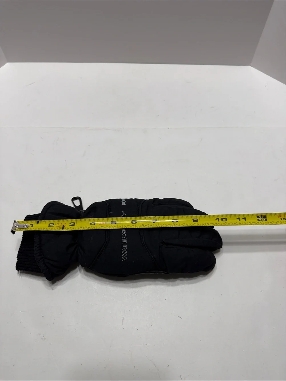 Black Insulated Winter Gloves for Women with Grip Panels